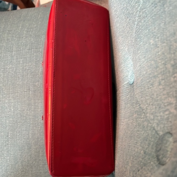 Louis Vuitton Wilshire PM Red Vernis Handbag with COA - Picture 12 of 15